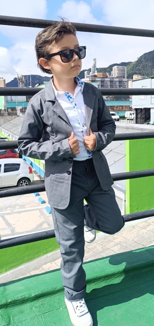 Gray helmet for bikers